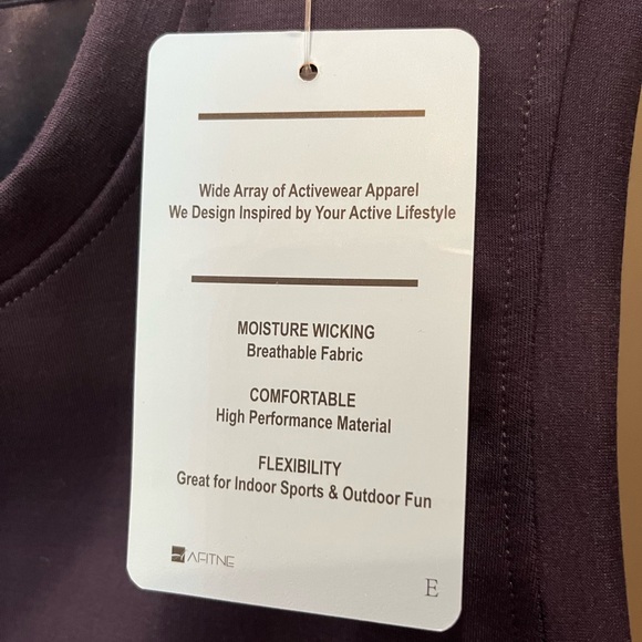 NWT Afitne Active Lifestyle Navy Sleeveless Tee Size L - Picture 6 of 6